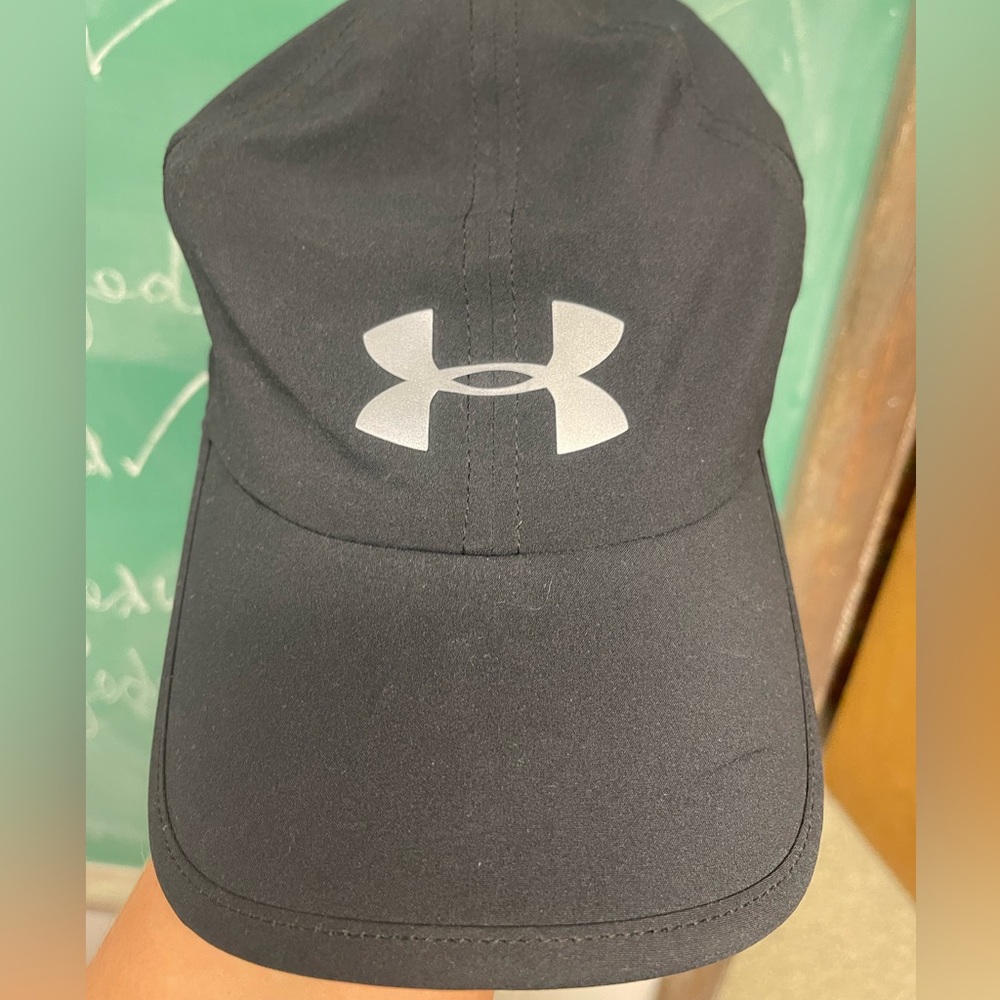 Lightweight Under Armour cap hat